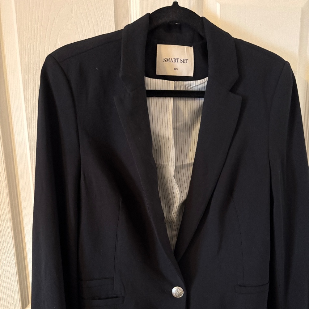 Black rayon blazer, L